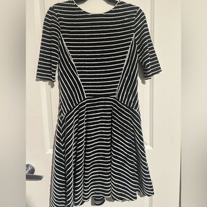 Gabby skye black and white stripes dress. 3 qaurters sleeves